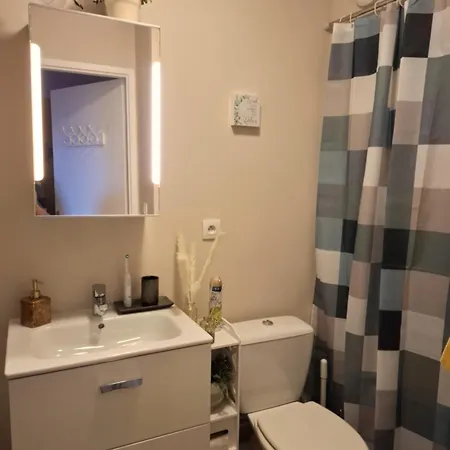 Les Margats - A Deux Pas De La - Terrasse Et Parking Appartement *